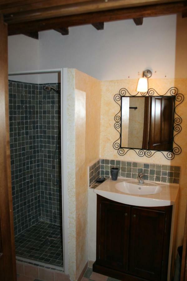 La Maison Derriere La Fontaine บุยส์-เลส์-บาโรนนีส์ ภายนอก รูปภาพ
