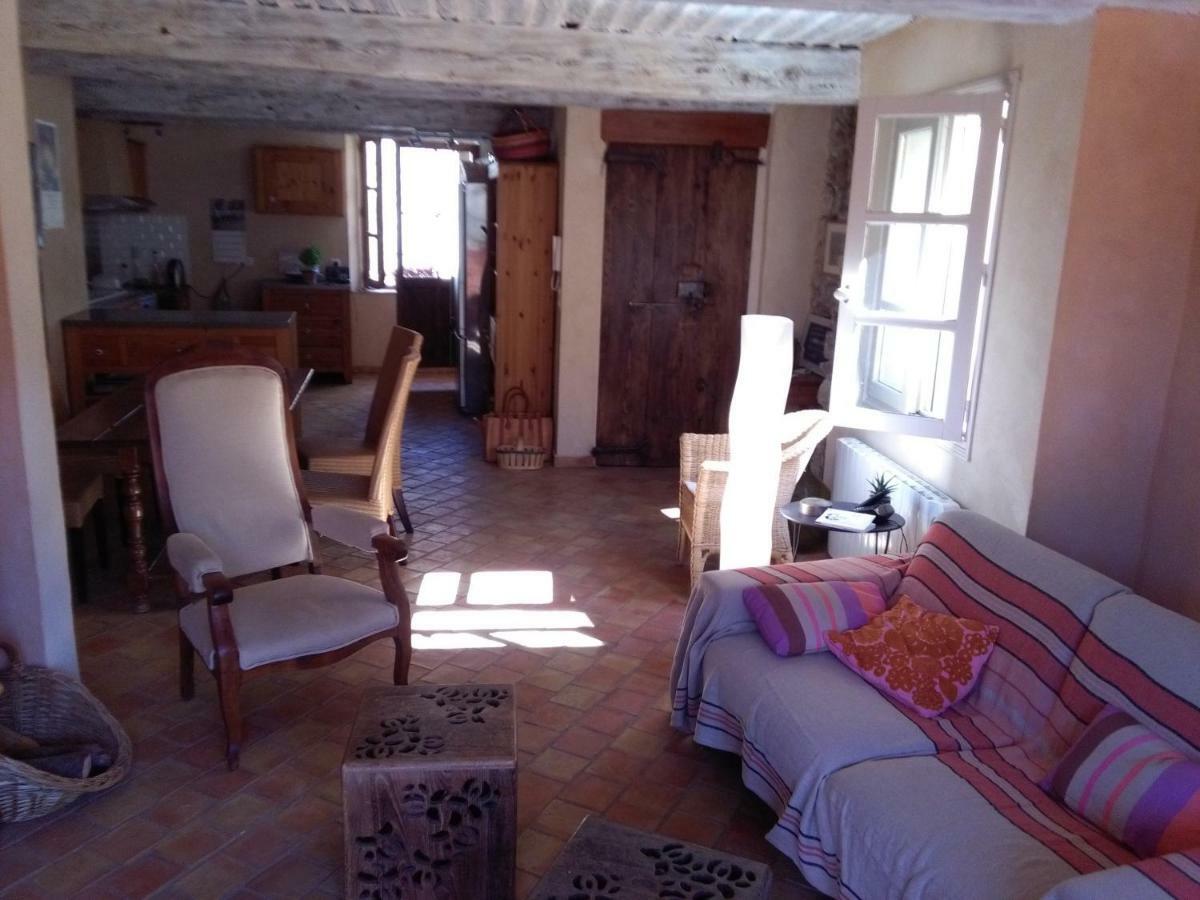 La Maison Derriere La Fontaine บุยส์-เลส์-บาโรนนีส์ ภายนอก รูปภาพ