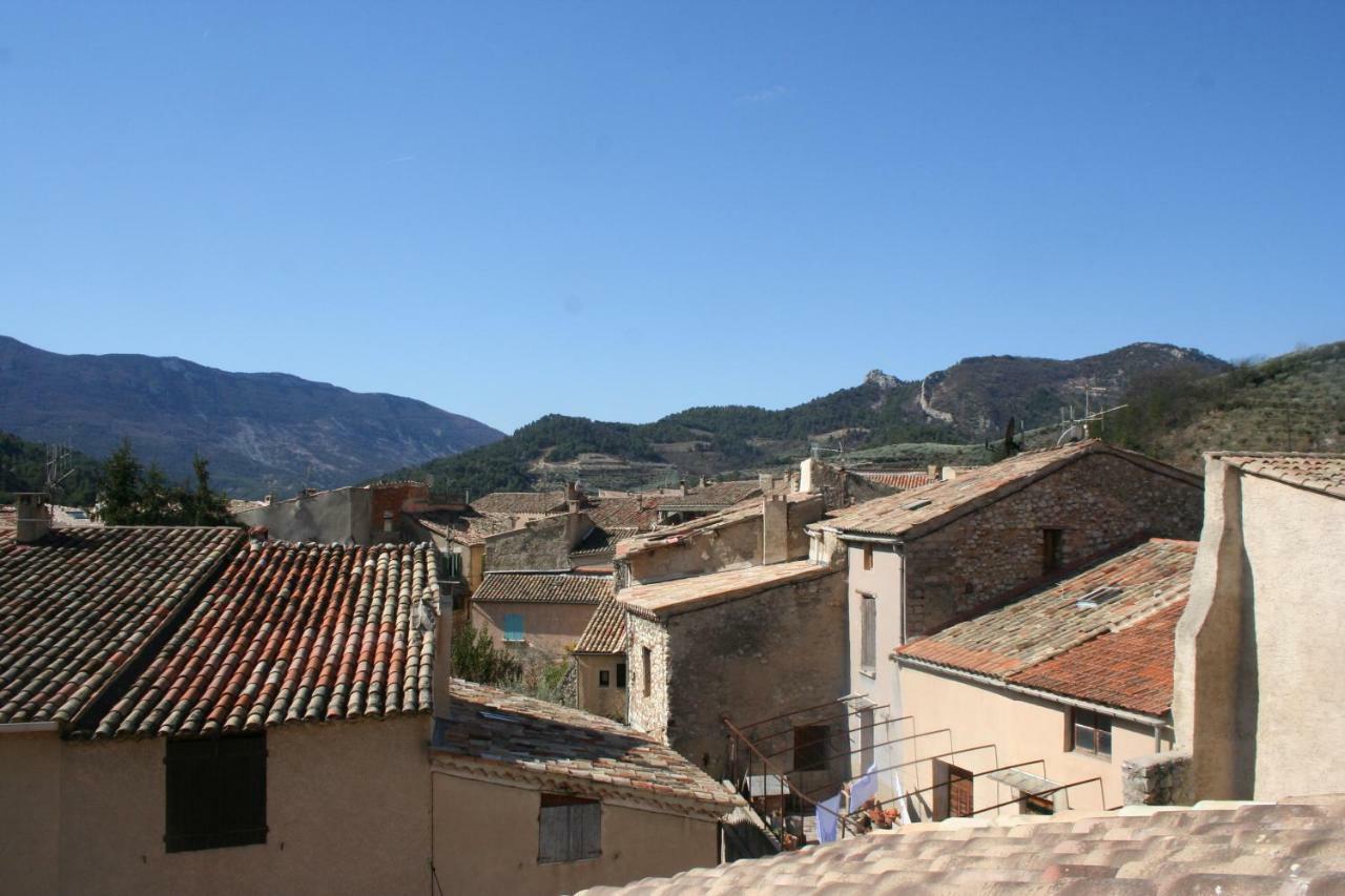 La Maison Derriere La Fontaine บุยส์-เลส์-บาโรนนีส์ ภายนอก รูปภาพ