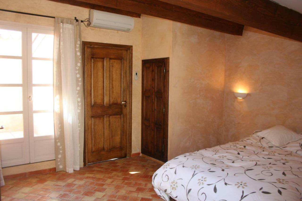 La Maison Derriere La Fontaine บุยส์-เลส์-บาโรนนีส์ ภายนอก รูปภาพ
